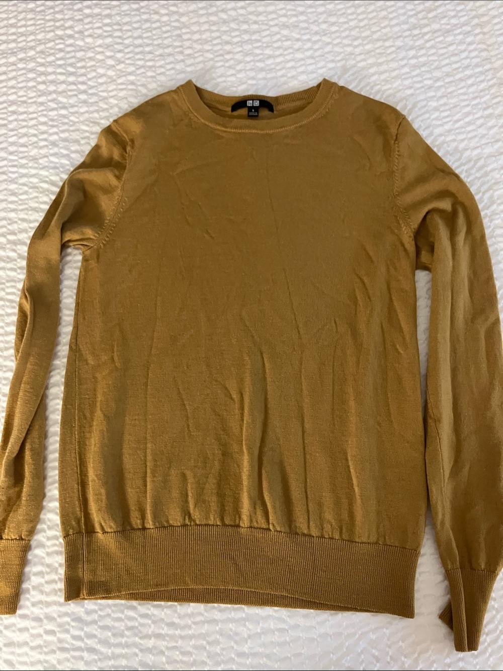 Uniqlo Women’s Crewneck Sweater in Mustard Gold Size Small